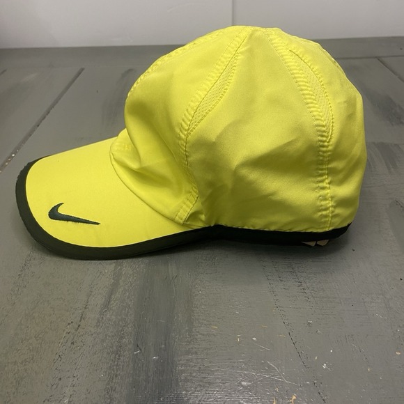 Nike Rafael Nadal Dri-FIT Corner Bull Hat Neon Yellow Tennis - Picture 3 of 12
